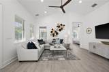 7170 Saona Ct - Photo 3