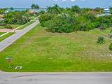 801 Scott Dr - Photo 1