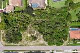 680 Inlet Dr - Photo 12