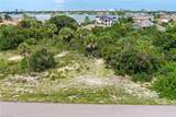 680 Inlet Dr - Photo 14