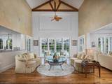 2750 Treasure Ln - Photo 5
