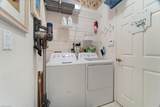 7590 Meadow Lakes Dr - Photo 23
