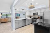 800 Meadowland Dr - Photo 5
