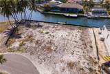 839 Dandelion Ct - Photo 8