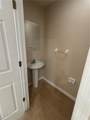 1004 Hampton Cir - Photo 5