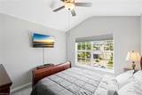 836 Hampton Cir - Photo 18