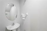 836 Hampton Cir - Photo 19