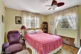 5251 Boxwood Way - Photo 16