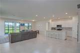 2337 Tangerine Ln - Photo 2