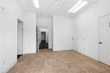 8991 Daniels Center Dr - Photo 22
