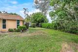 233 Yorkshire Ct - Photo 14