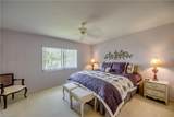 11060 Caravel Cir - Photo 11