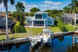 121 Newport Dr - Photo 4