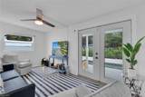 2048 Holiday Ln - Photo 11