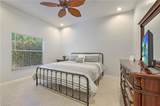300 Wentworth Ct - Photo 17