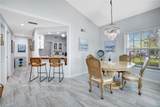 613 Windsor Sq - Photo 3