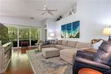 2540 Talon Ct - Photo 2