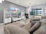 8812 Madrid Cir - Photo 6