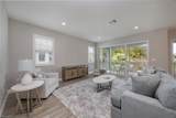 2560 Seychelles Dr - Photo 6