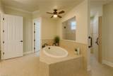 11275 Bluff Oak Ln - Photo 11