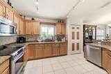 8401 Southbridge Dr - Photo 15