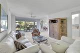 6883 Redbay Park Rd - Photo 4