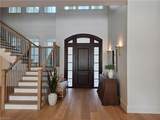 637 Palm Cir - Photo 3