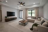 319 Desoto Blvd - Photo 10