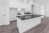 2902 11th St - Photo 3