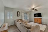4003 Edgewater Cir - Photo 14