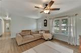 4003 Edgewater Cir - Photo 16