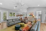2001 Sheffield Ave - Photo 6