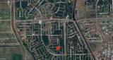 709 Eugene Cernan Dr - Photo 3
