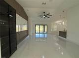 5018 Lee St - Photo 4