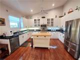 6775 Huntington Lakes Cir - Photo 4