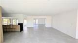 5279 Stratford Ct - Photo 3