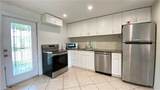 814 109th Ave - Photo 5