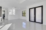 648 Ames St - Photo 3