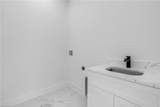3418 8th St - Photo 21