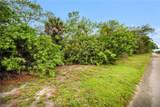 2023 Sheffield Ave - Photo 13