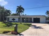 1438 Windsor Ct - Photo 15