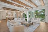 570 Harbour Dr - Photo 13