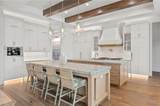 570 Harbour Dr - Photo 16