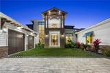 570 Harbour Dr - Photo 3