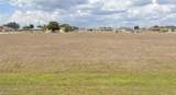 605 15th Ter - Photo 1