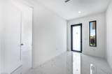 865 Chipley St - Photo 3