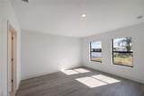 2709 22nd St - Photo 9