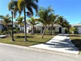 555 14th St - Photo 2