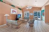 1070 Woodshire Ln - Photo 31