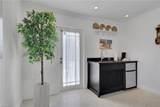 1290 Venetian Way - Photo 15